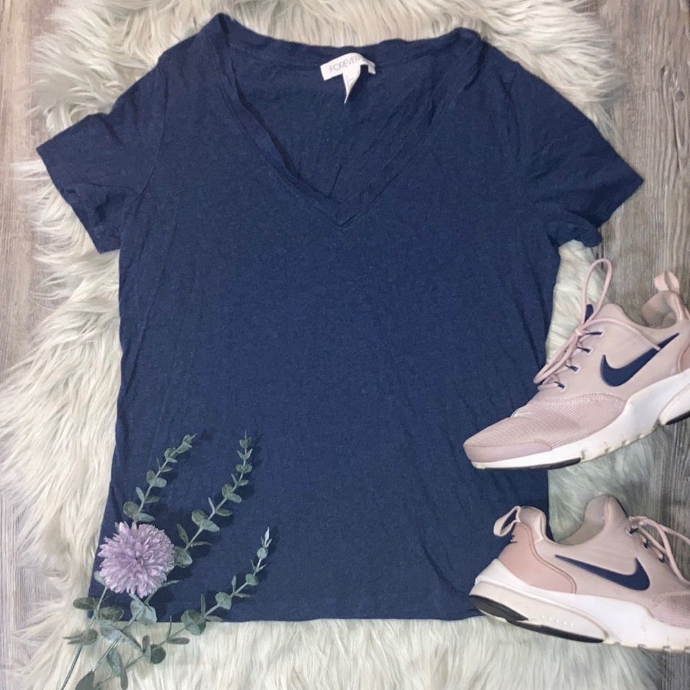 Forever 21 Blue Short Sleeve V-Neck T-Shirt